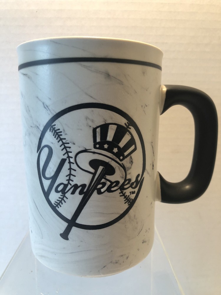 Unused New York Yankees Jumbo Mug Marbleized MLB Licensed Baseball