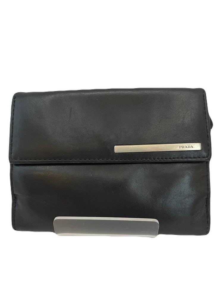 Prada Black Leather Fold Wallet Pre-Owned Model E1025-19