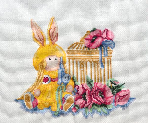 Cross stitch kit - Dolly 25x25cm White Aida 14ct needlepoint kit