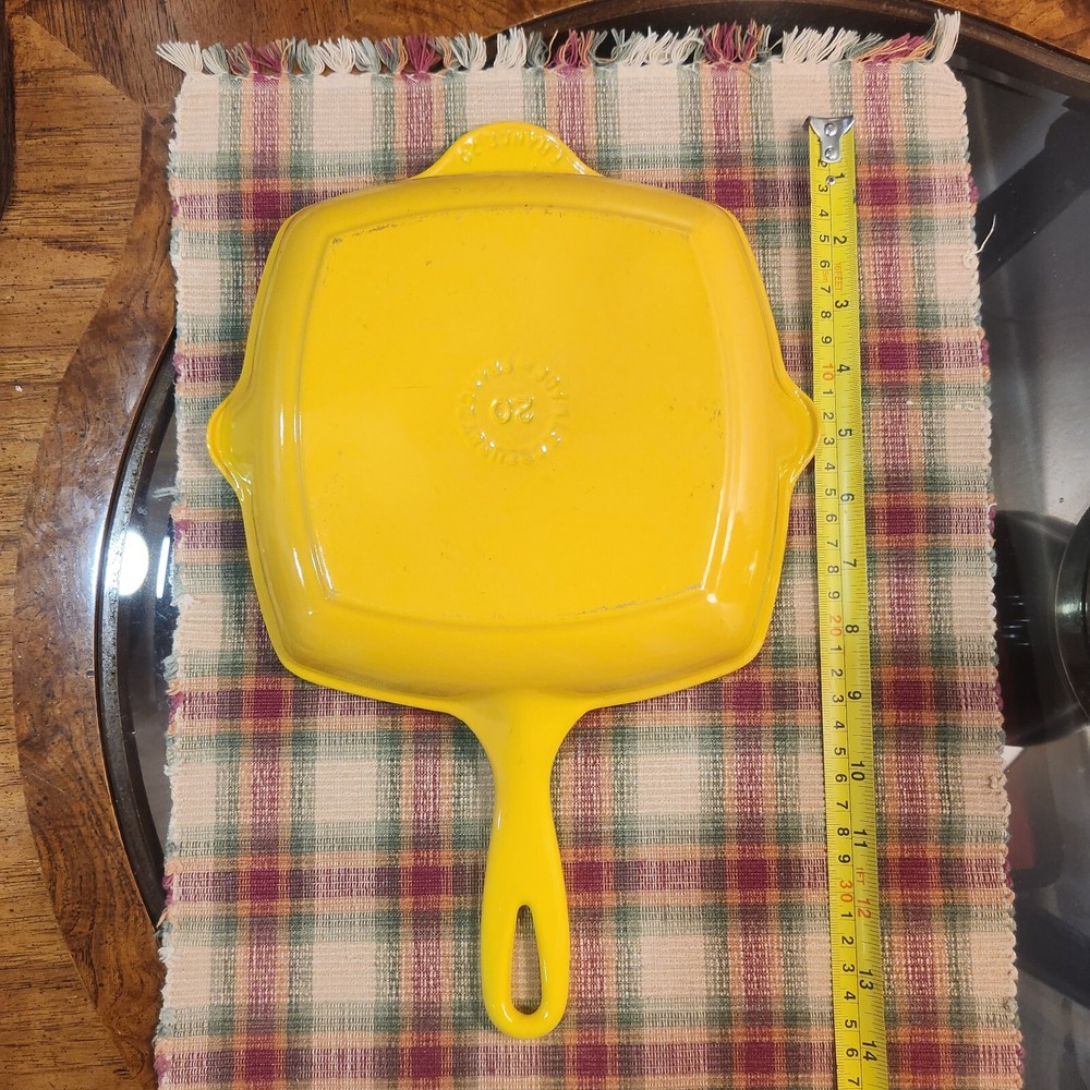 Le Creuset 20 Yellow Enameled Cast Iron 8-Inch Square Grill Pan Skillet