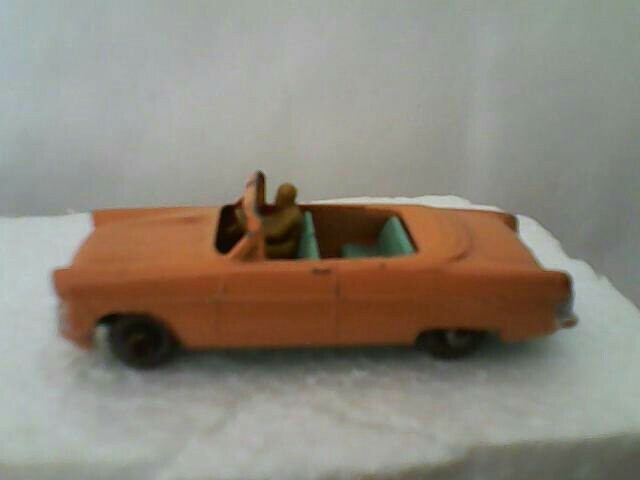 RARE Matchbox Series MB No 39 Ford Zodiac Convertible- Turquoise base