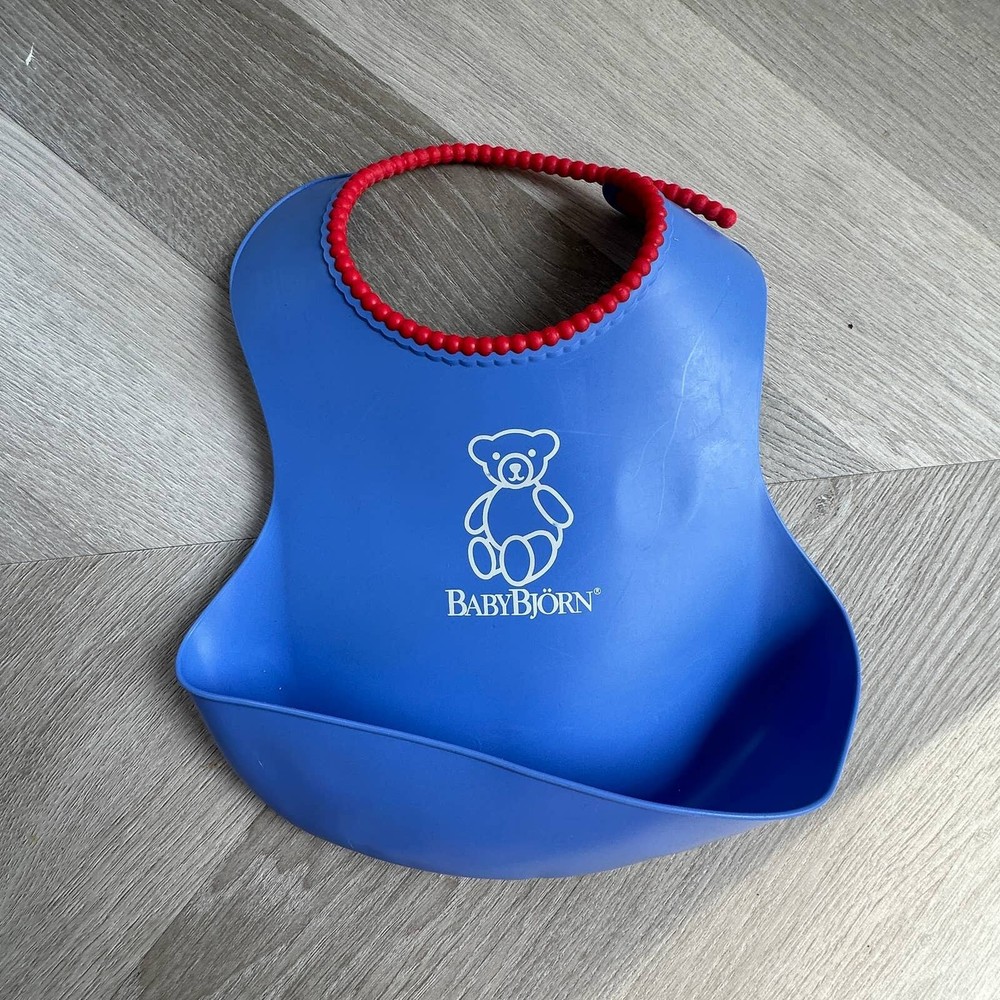 Baby Bjorn Silicone Pocket Bib Waterproof Soft Plastic Boy Girl Blue Red