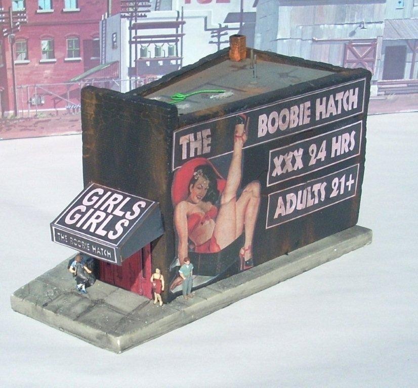 Downtown Deco N Scale Building Structure Boobie Hatch Strip Club