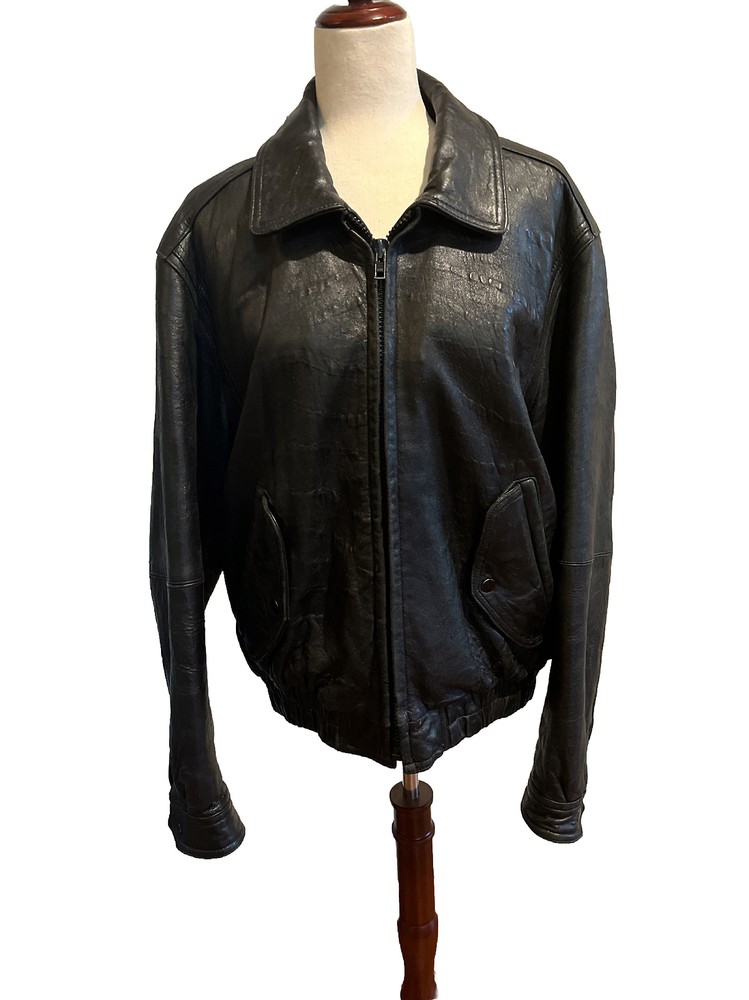 MEMBERS ONLY Size 42 Black Bomber Jacket Full Zip Lined Warm Pockets Collared-image