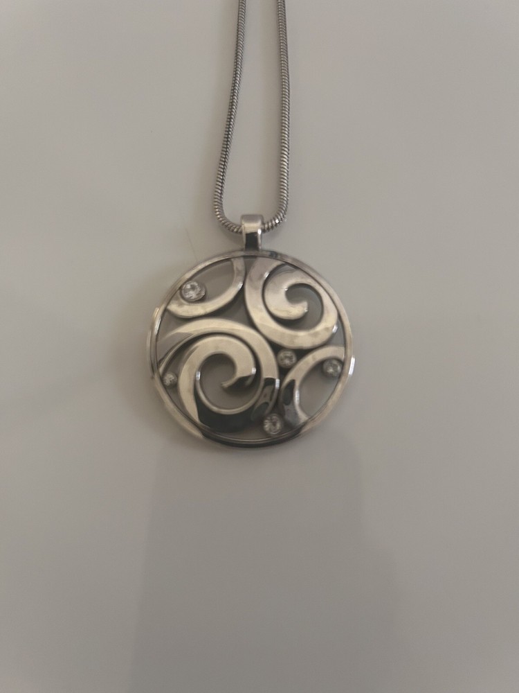 Brighton London Groove Circle Pendant Necklace with Crystals 16-18 Inch Chain