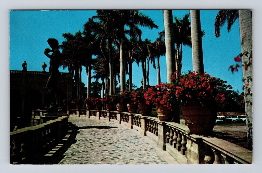 Vintage Sarasota FL Postcard Featuring Michelangelo's David Cast on Terrace