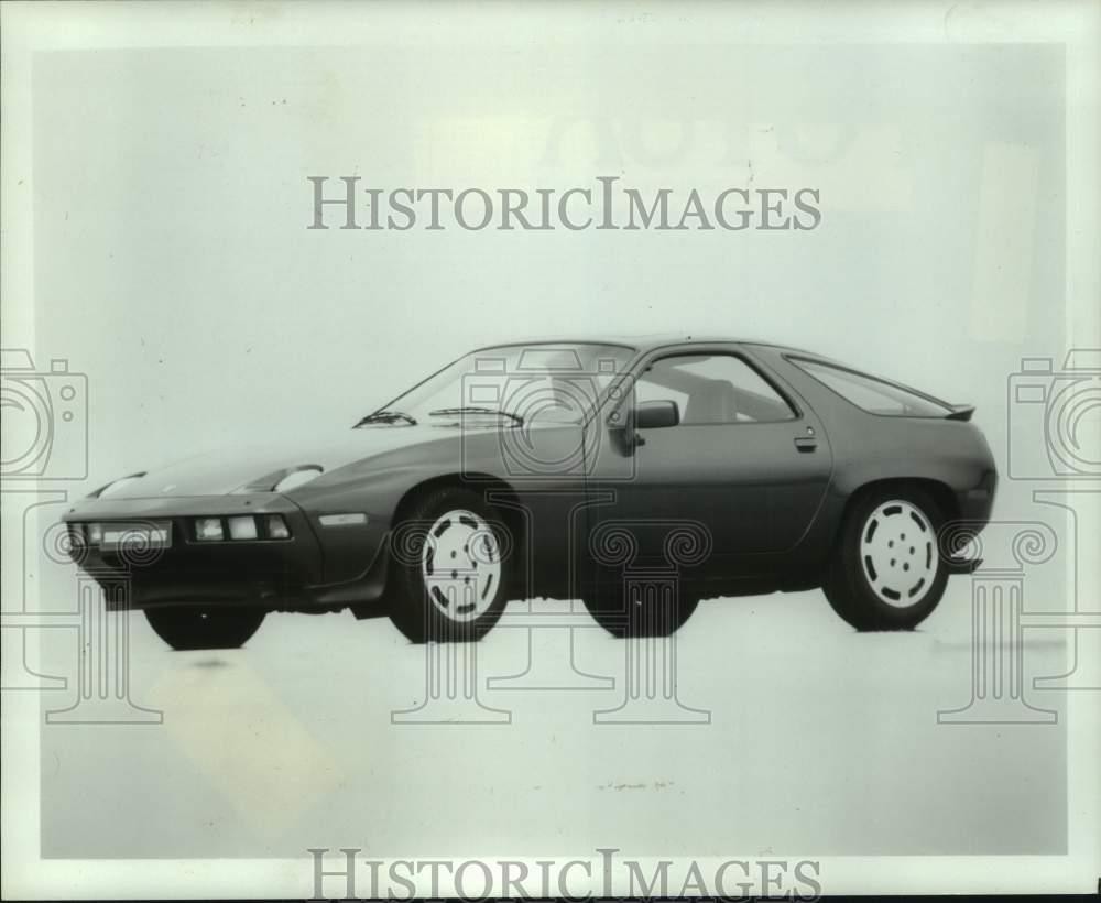 1985 Press Photo 928 S 1985 Porsche Coupe, Germany.. - mjt19336