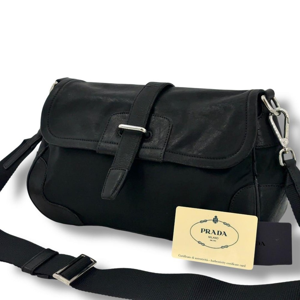 Luxury Prada Shoulder Bag Leather Nylon Triangle Plate Black