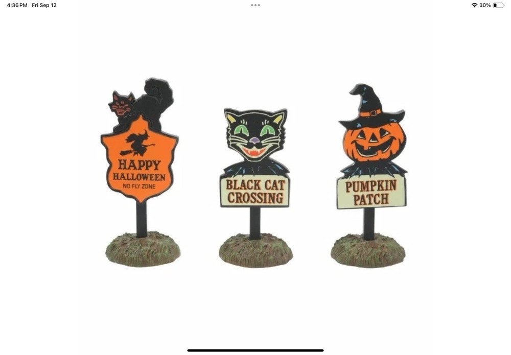 Dept 56 Halloween Village Halloween Signs Set of 3 New in Box