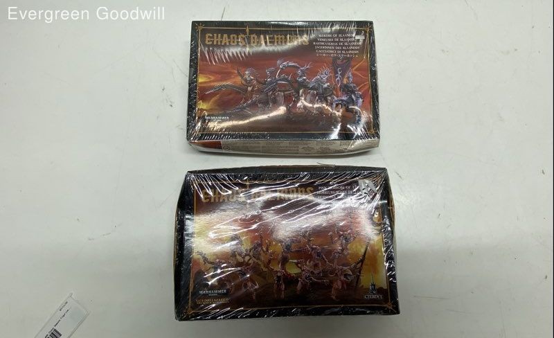 Warhammer 40K Chaos Daemons Miniatures Set Sealed New
