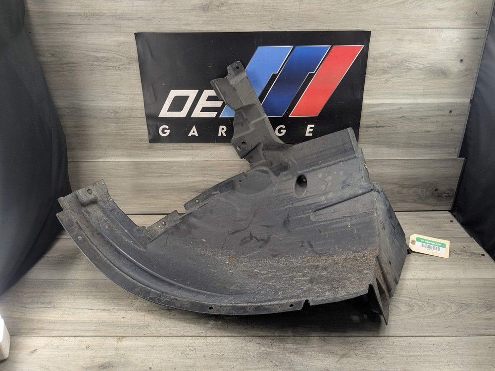 07-13 OEM BMW E70 X5 Front Right Passenger Fender Liner Wheel Splash Shield