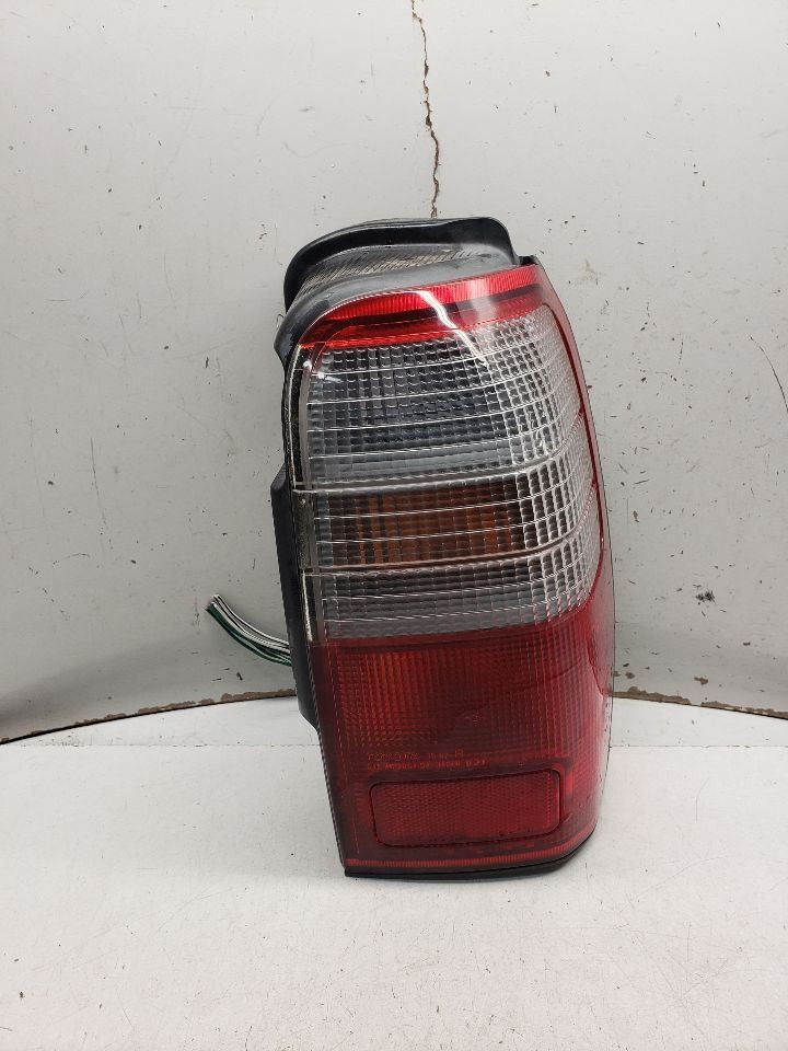 96-00 4 Runner Tail Light Lamp Passenger Right RH OEM