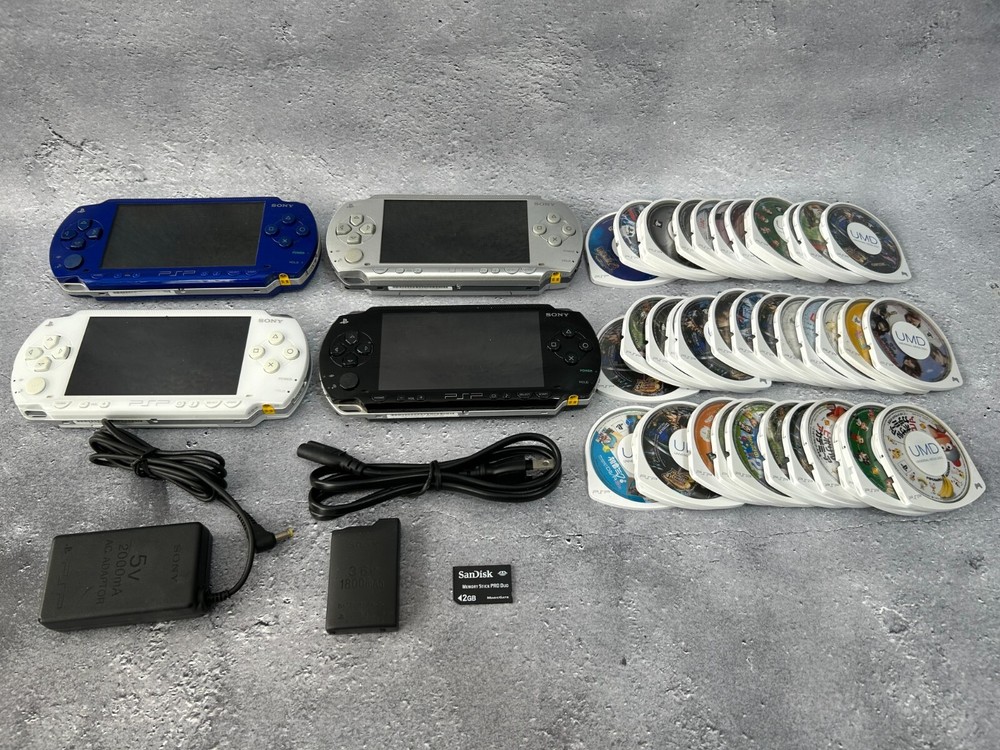 Sony PSP-1000 Console in Select Colors with Battery Charger Memory Stick and 3 Random Games