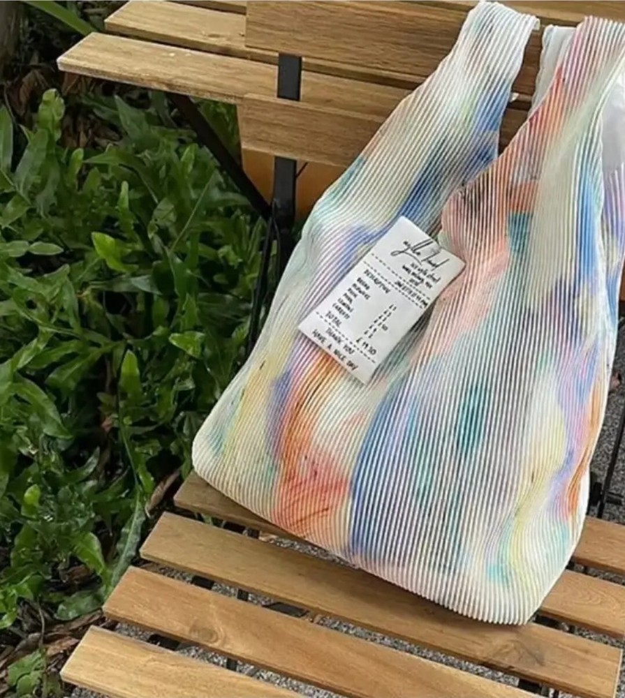 Pleated Tie-Dye Shoulder Bag - Large Capacity