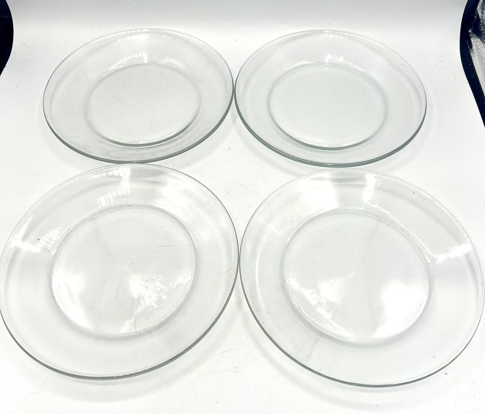 Clear Glass Salad/Dessert Plates Set Of 4 - 7.5
