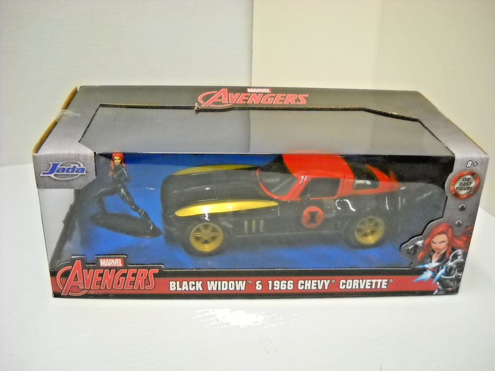 Jada Marvel Avengers Black Widow & 1966 Chevy Corvette Die Cast Car & Figure