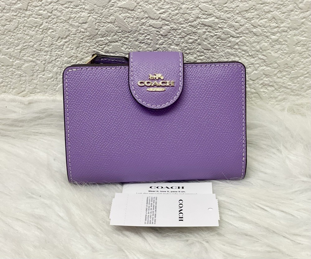 COACH 6390 Women’s Medium Corner Zip Wallet Crossgrain Leather Gold/Iris