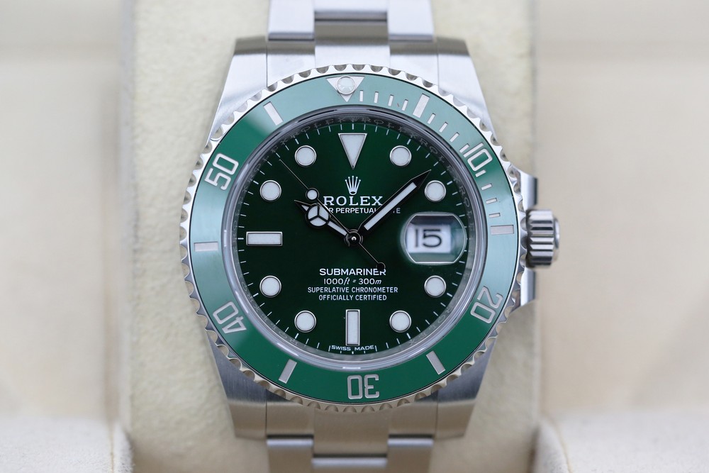 Rolex 116610LV Green SUBMARINER 40mm 2015