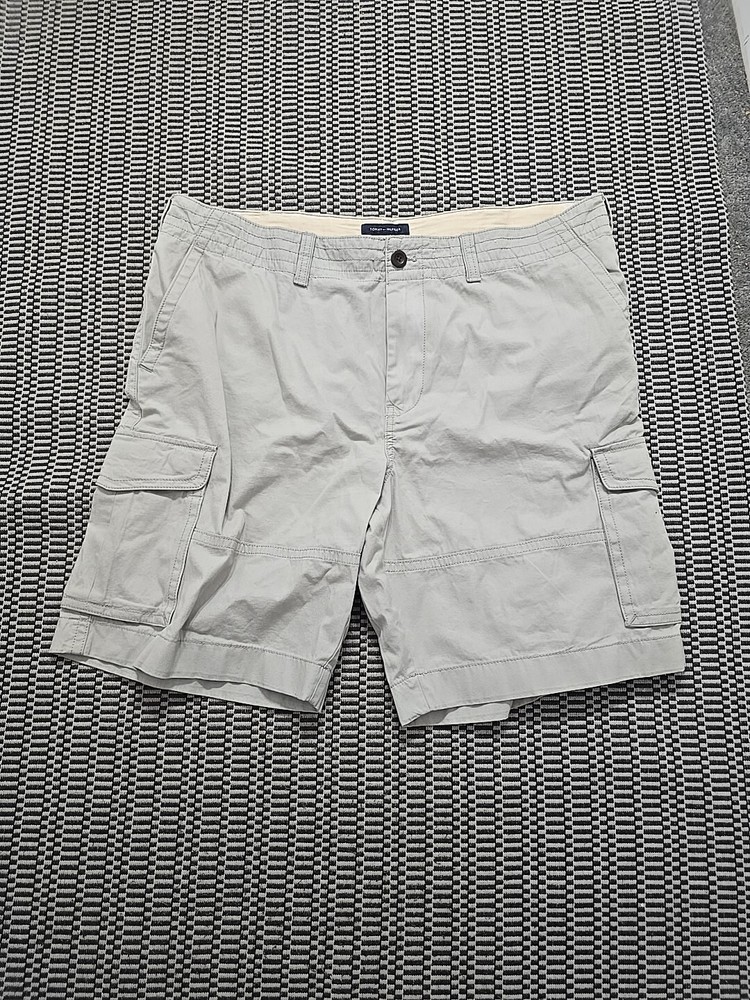 Tommy Hilfiger Men's Khaki Beige Cargo Shorts Size 42  