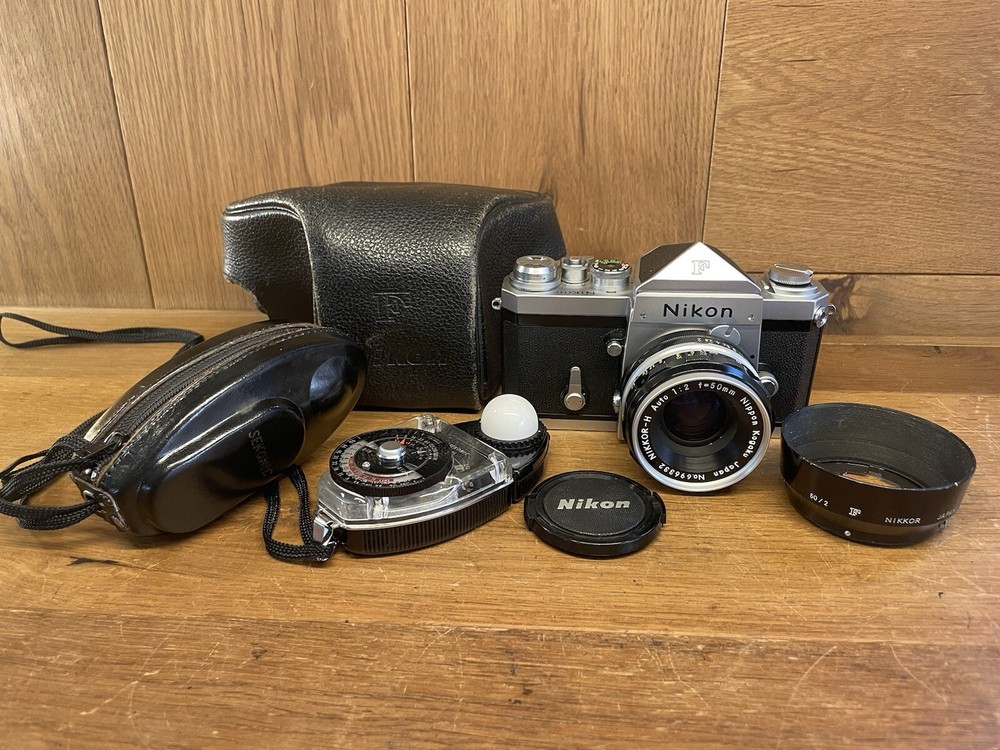 *Almost Mint w/ Sekonic Meter* Nikon F Eyelevel Film Camera Nikkor 50mm F/2 Lens