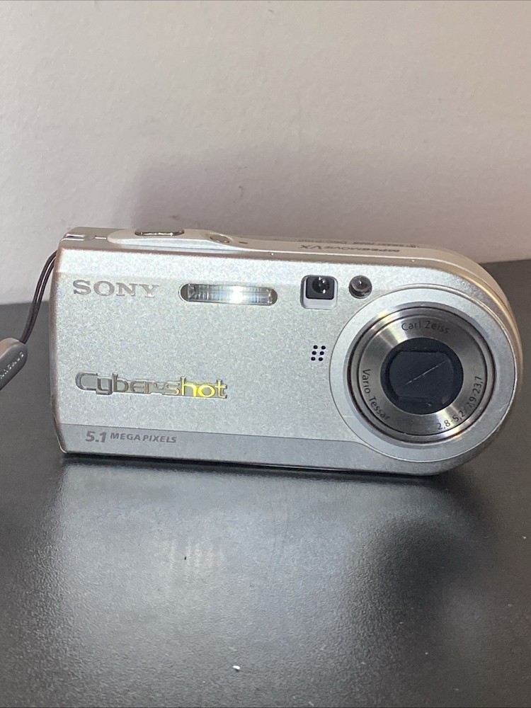 Sony Cyber-shot DSC-P100 5.1MP Digital Camera Tested Working No Charger
