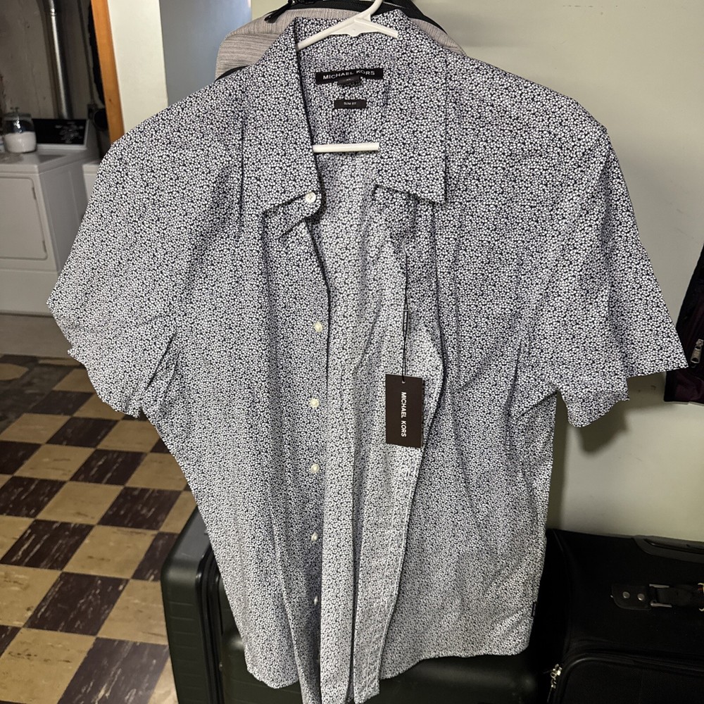 Michael Kors Men’s Slim Fit XL Blue Button Down New Tags