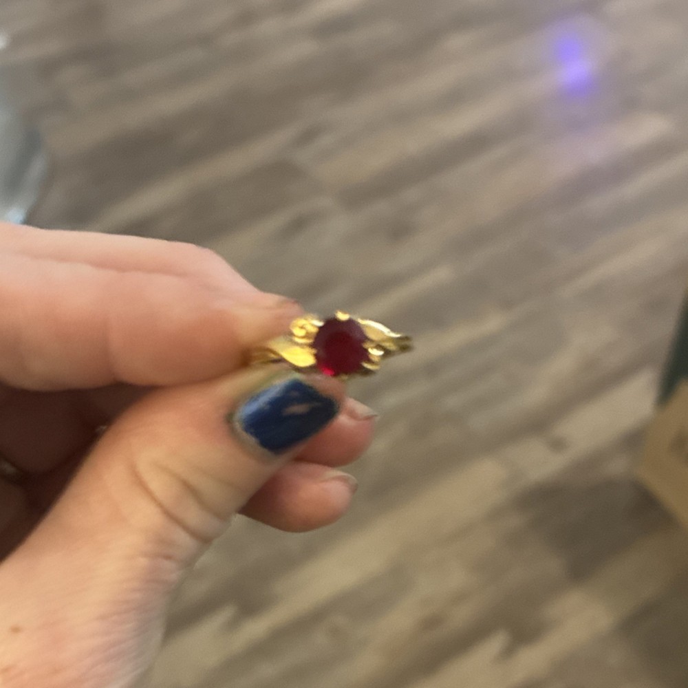 Yellow Gold Ring with Round Red Gemstone Solitaire Prong Setting, One Stone