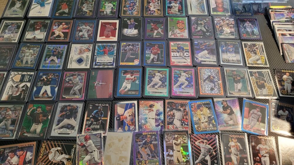 Baseball Lot 1000+ Cards! Autos, Graded, SSPs. Read Description, 25 Card Repacks
