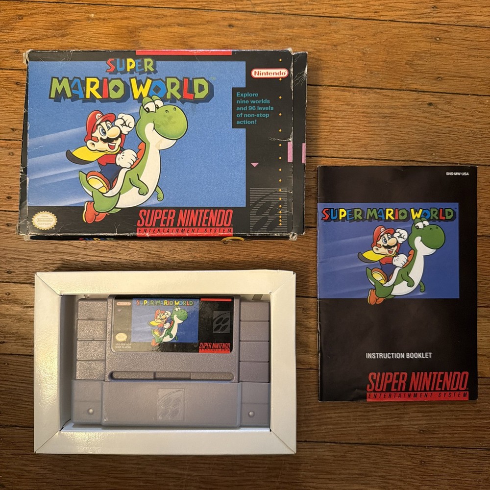 Super Mario World - Super Nintendo SNES CIB Complete w/Box & Manual