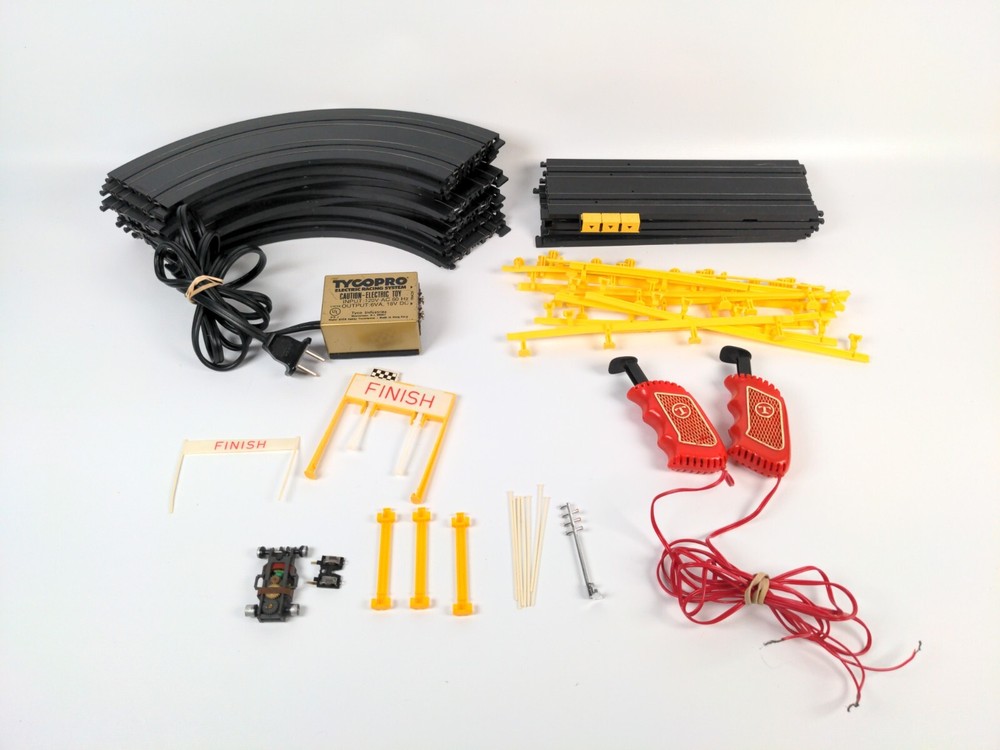 Vintage Tyco Slot Race Track set Guard Rails Controllers Transformer Accessories
