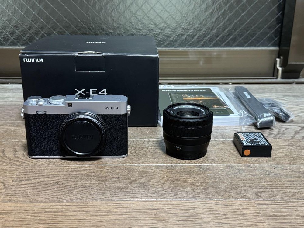Fujifilm X-E4 Silver with XC 15-45mm Lens Black 2473 Shutter Count