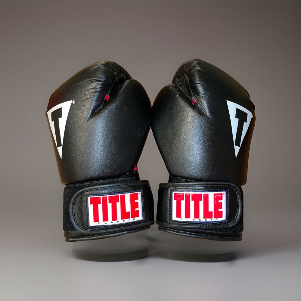Title Classic Training Boxing Gloves Black And Red Size L FLAWED SEE DESCRIPTION