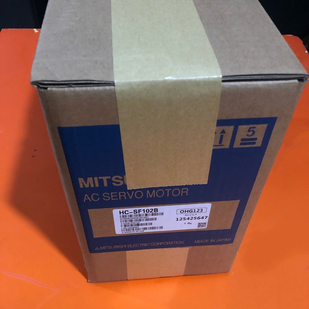 1PC New Mitsubishi in box AC Servo Motor HC-SF102B 1 year warranty