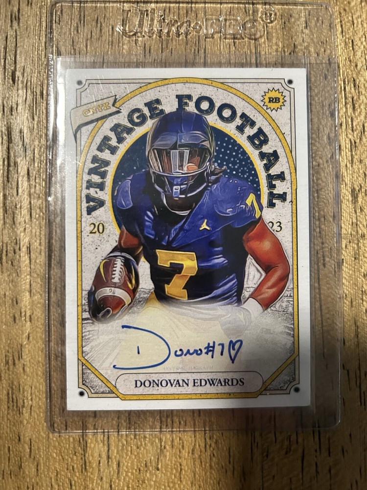 Donovan Edwards 2023 ONYX Vintage ON CARD AUTO BLUE INK - Michigan RB1 signed