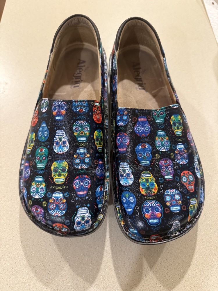 Alegria-Women Sz 38-Black Leather Multi-Colored Sugar Skulls Black Clog- DEB-484