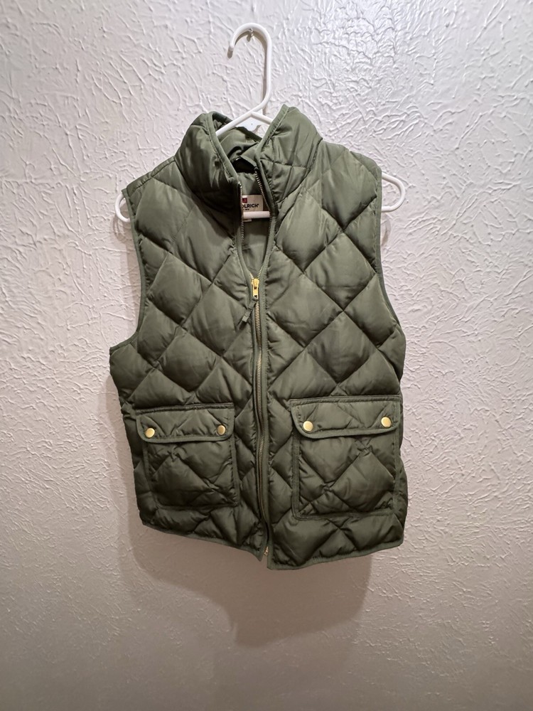 Woolrich Duck Down Vest Womens Medium Green Quilted Puffer Full Zip Snap Pockets