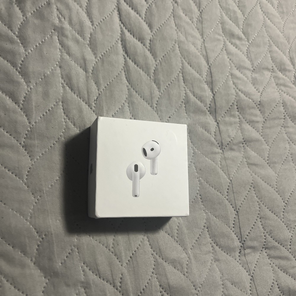 Apple Airpods, Four Generation Noise, Cancellation USB-C type C