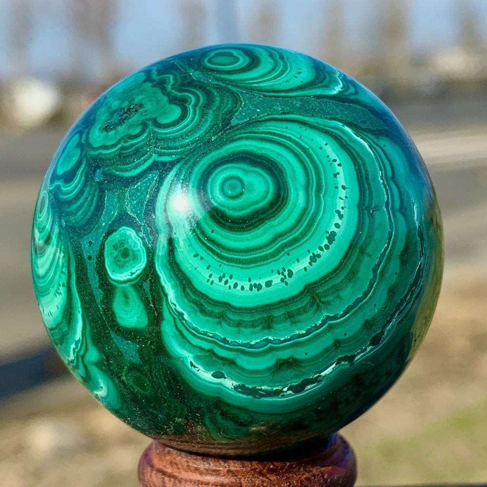 140G Natural glossy Malachite ball transparent cluster rough mineral sample