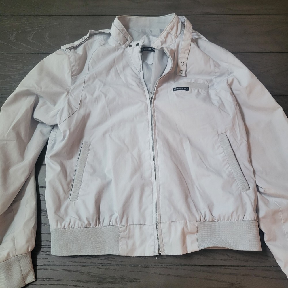 Vintage gray Members Only jacket for men in size XL-image