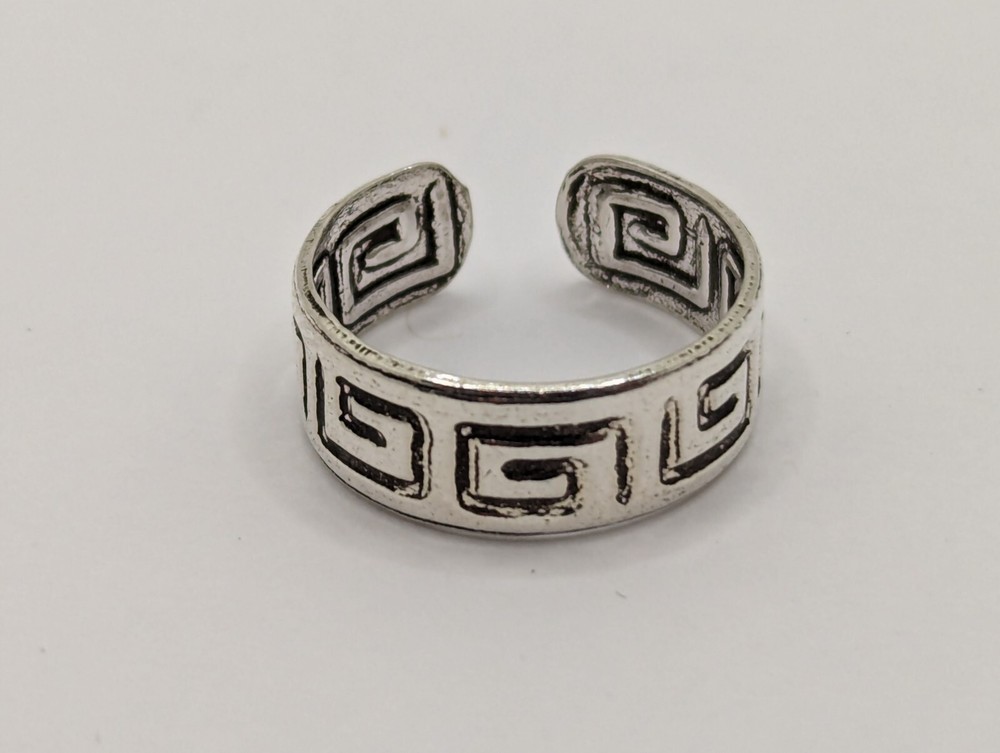 Sterling Silver Toe Ring. Square Spiral Design. Adjustable Size. 925 Silver