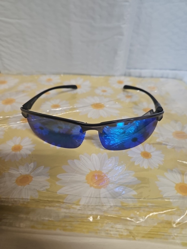 Body Glove Sport Polarized Mirrored Sunglasses. Blue Lens. 100% UV Protection.