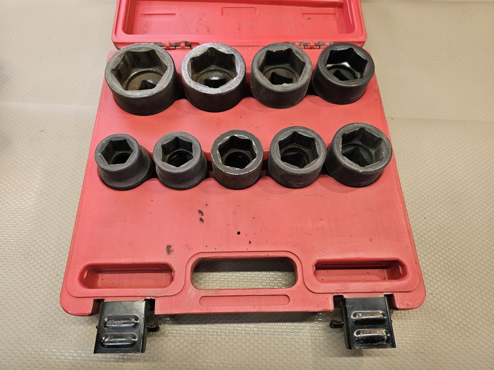 Matco Tools 9 SAE 1 Inch Drive Impact Socket Set 2 inch to 1 inch red snap case