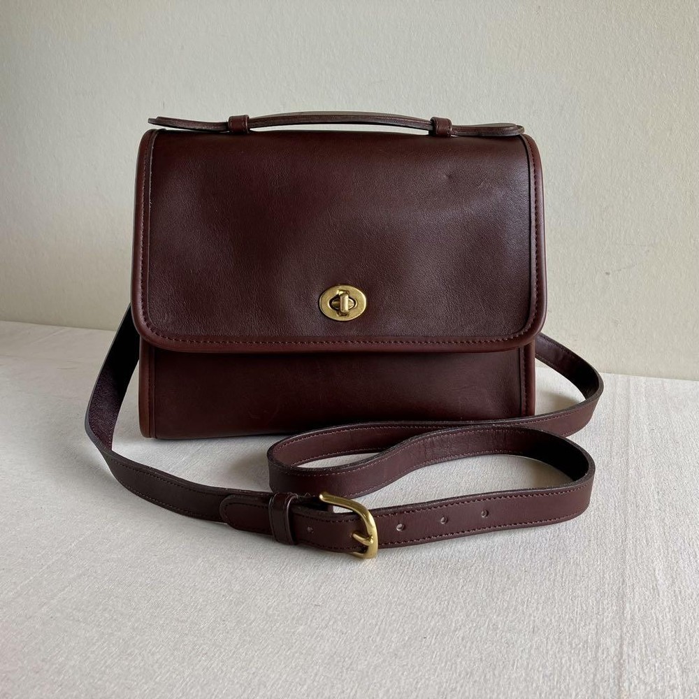Vintage Coach Court Bag in Mahogany Leather 90s Rare Authentic Crossbody
