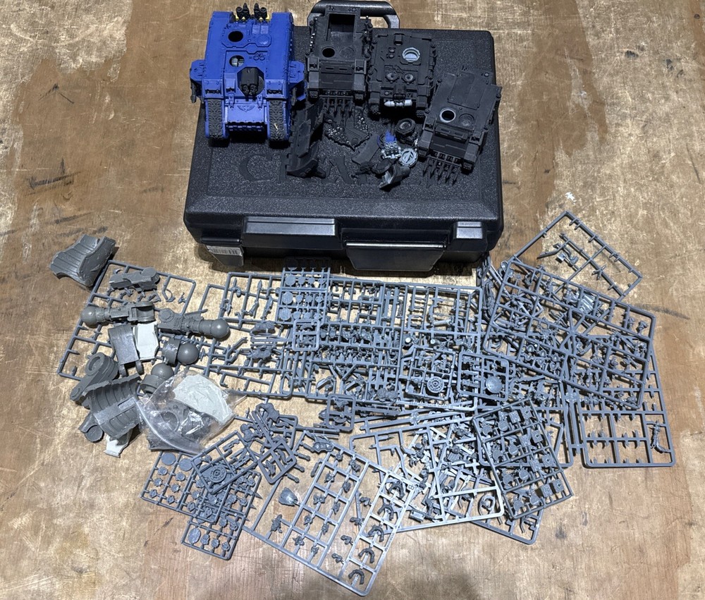 Warhammer 40k Space Marines Land Raider Lot  Parts And Pieces Citadel Case