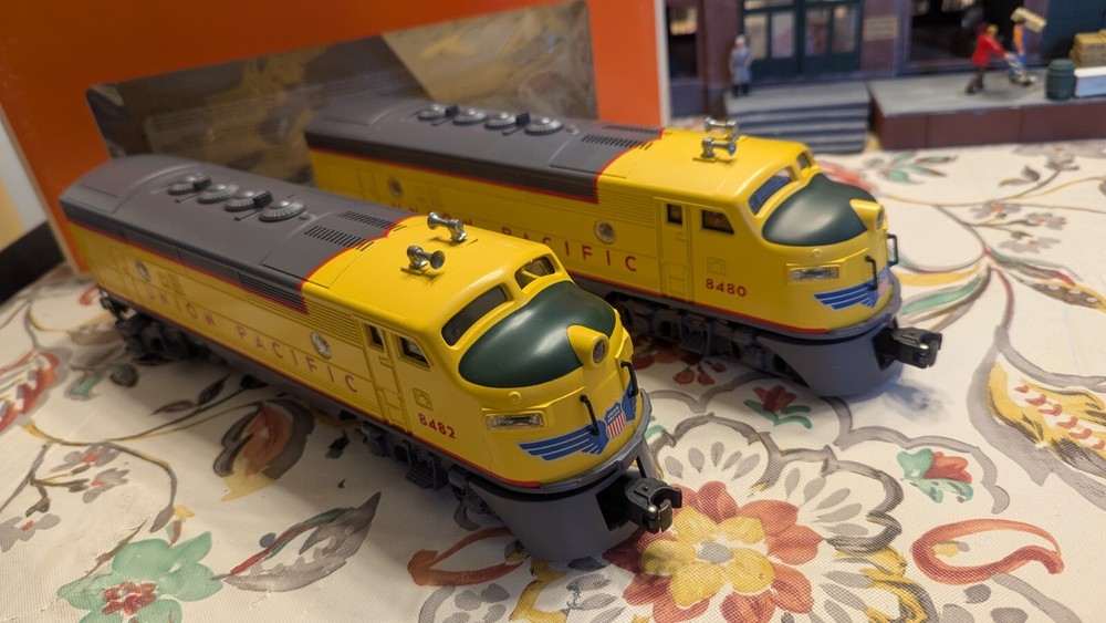 LIONEL O No. 6-8480/8482 UP F-3 