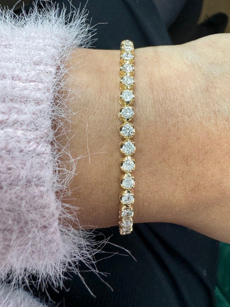 Sparkling Diamond Bracelet Round Cut E F VVS2 Lab Grown 4 Carat 14k Yellow Gold