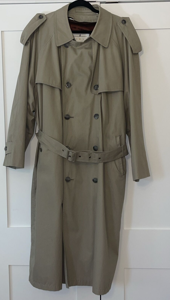 Vintage London Fog Men’s Tan Trench Coat Size 40 with Removable Liner & Belt