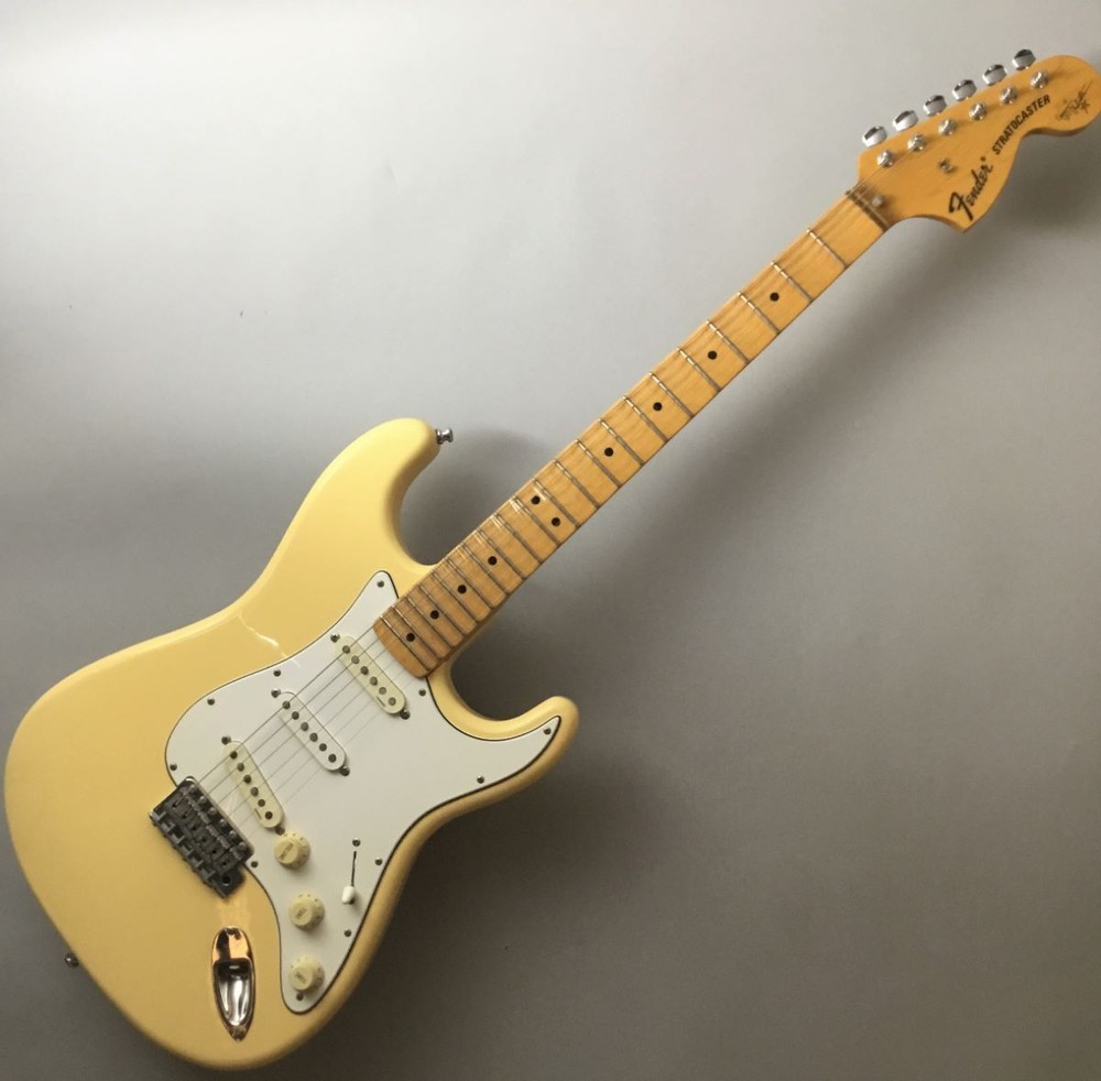 Fender secondhandST71 140YM