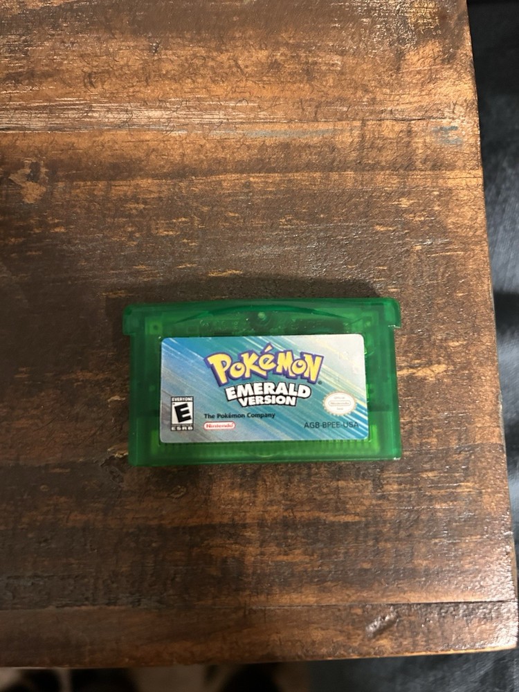 Pokemon Emerald Version Authentic Dry Battery