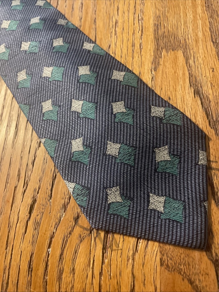 Vintage EUC MINTY Giorgio Armani Silk Tie Men’s Abstract Necktie Made In Italy